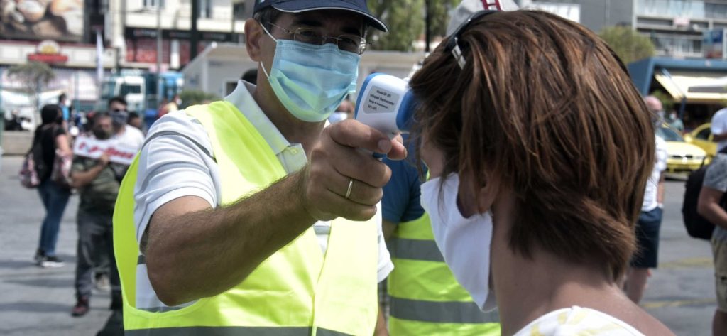 Νέα έρευνα έδειξε ότι οι νέοι είναι υπεύθυνοι απέναντι στον κορωνοϊό και τηρούν τα μέτρα