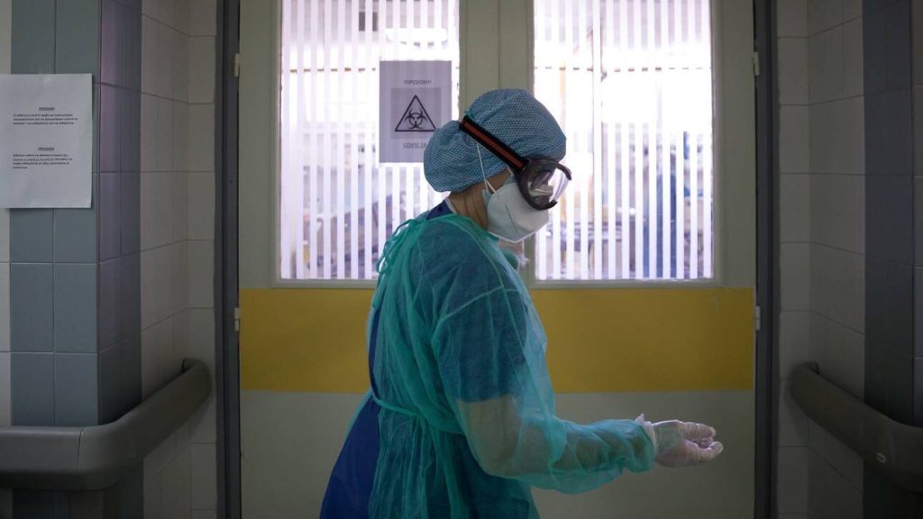 Στους 560 οι νεκροί στη χώρα μας λόγω κορωνοϊού – Κατέληξε 86χρονη στον Ευαγγελισμό