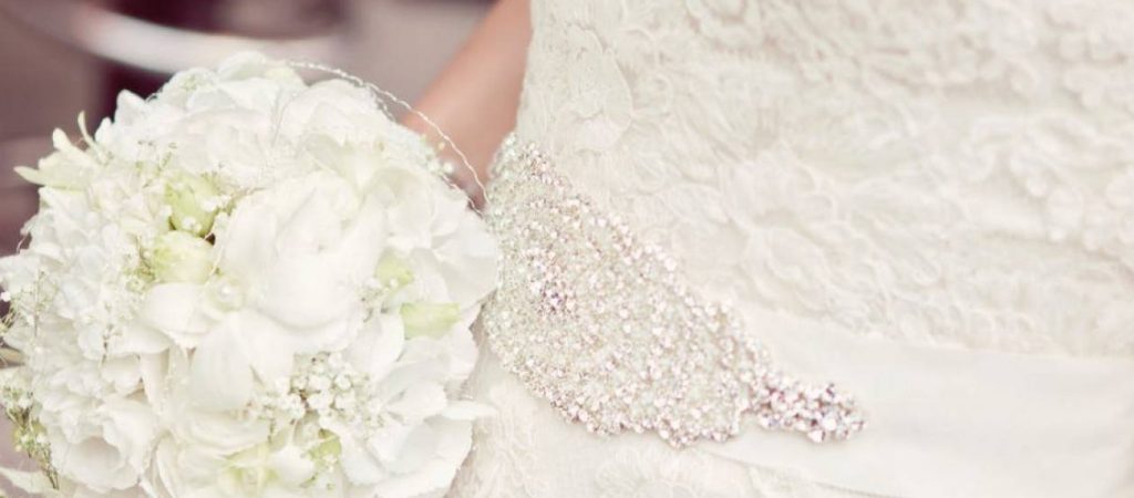 Από που προήλθε η φράση «άλλος πλήρωσε τη νύφη»;