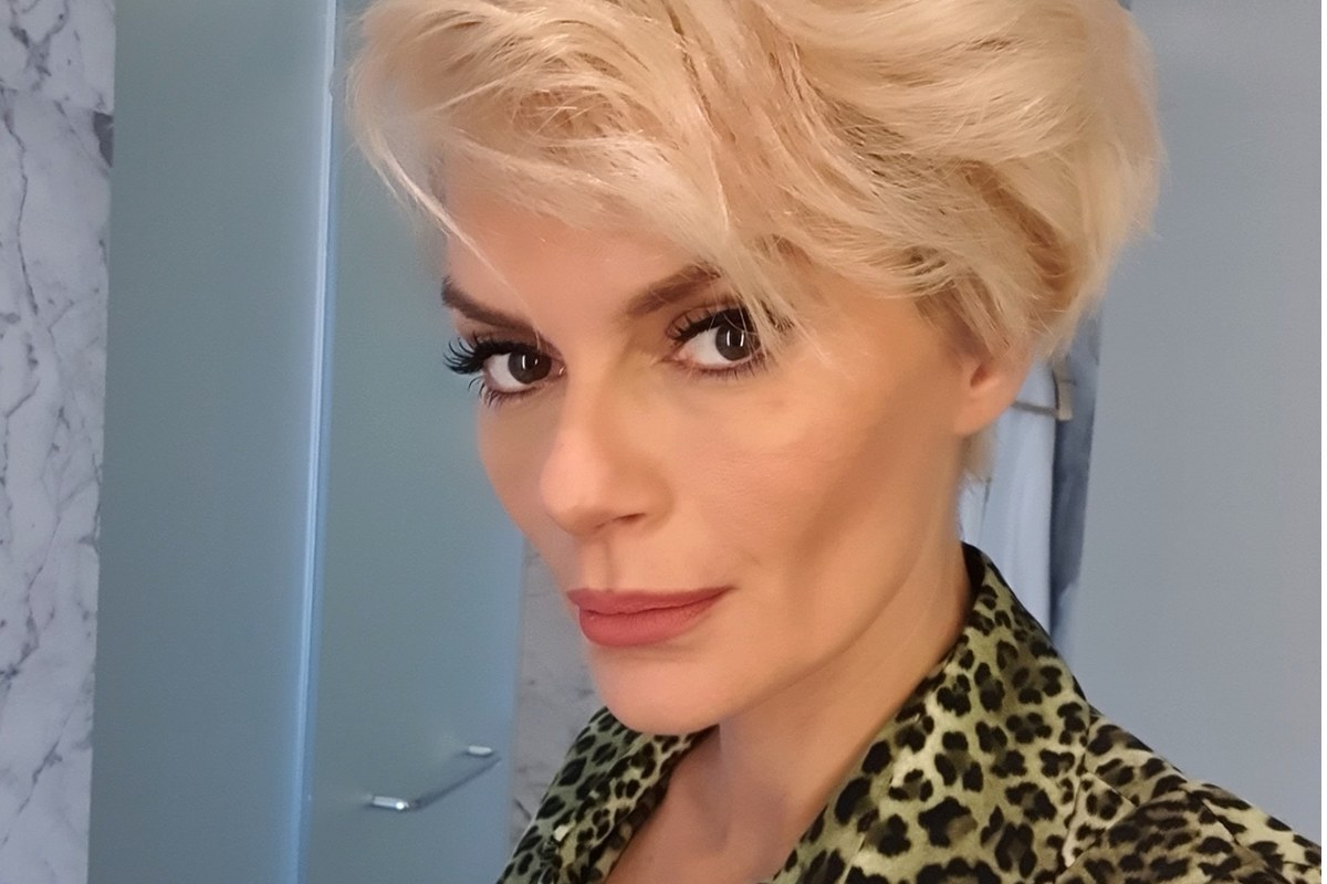 Συγκλονίζει η Έλενα Χριστοπούλου: «Πότε θα αγκαλιάσω τους γονείς μου χωρίς να φοβάμαι»