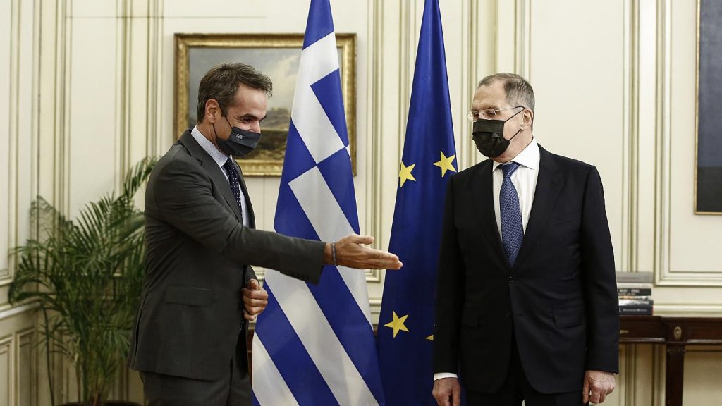 Κ.Μητσοτάκης σε Σ.Λαβρόφ: «Η Τουρκία έχει ρόλο ταραξία και καταπατά τη διεθνή νομιμότητα» (φώτο)