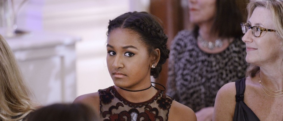 Σάσα Ομπάμα: Η μικρότερη κόρη του Μπαράκ Ομπάμα ραπάρει και «ρίχνει» το TikTok (βίντεο)