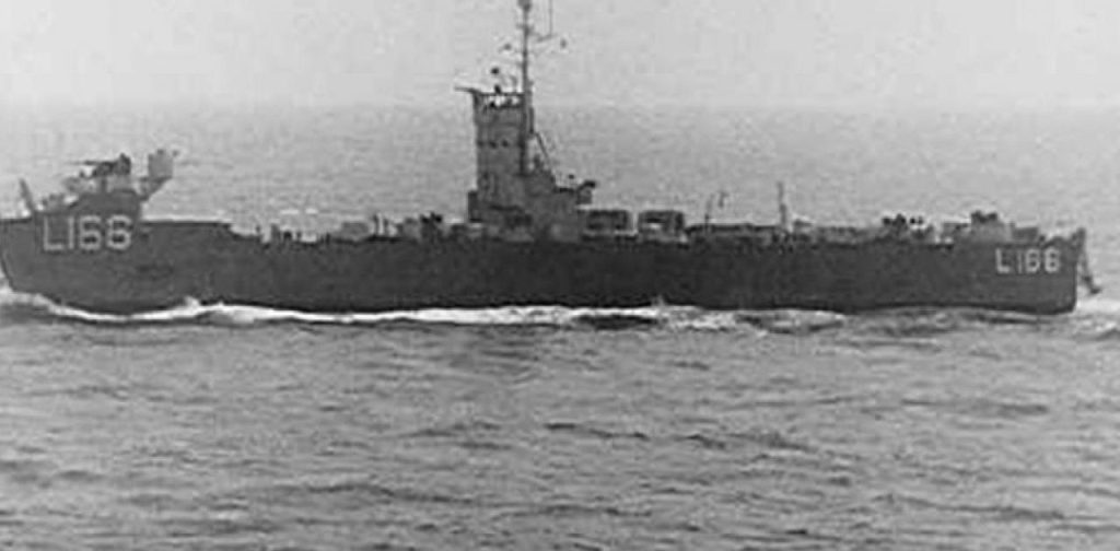 Η τραγωδία του 1972 με το «Μέρλιν»: Τότε το είχε «κόψει» στα δύο το σούπερ τάνκερ του Νιάρχου «World Hero»