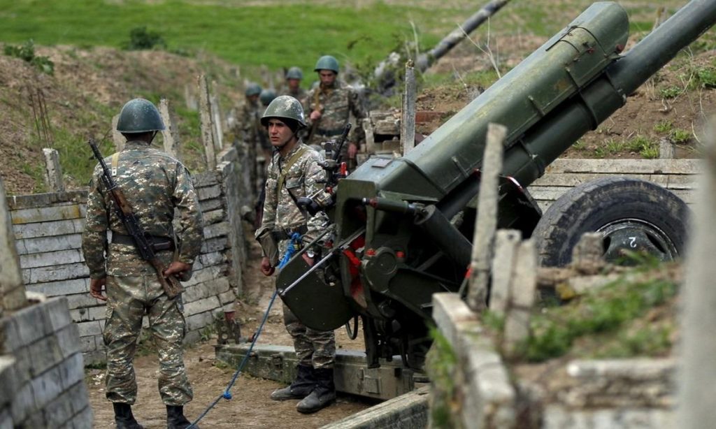 Υπουργείο Άμυνας Αρμενίας: «Το Αζερμπαϊτζάν επιτέθηκε σε έδαφός μας  με μη επανδρωμένα αεροσκάφη» – Διαψεύδει το Μπακού