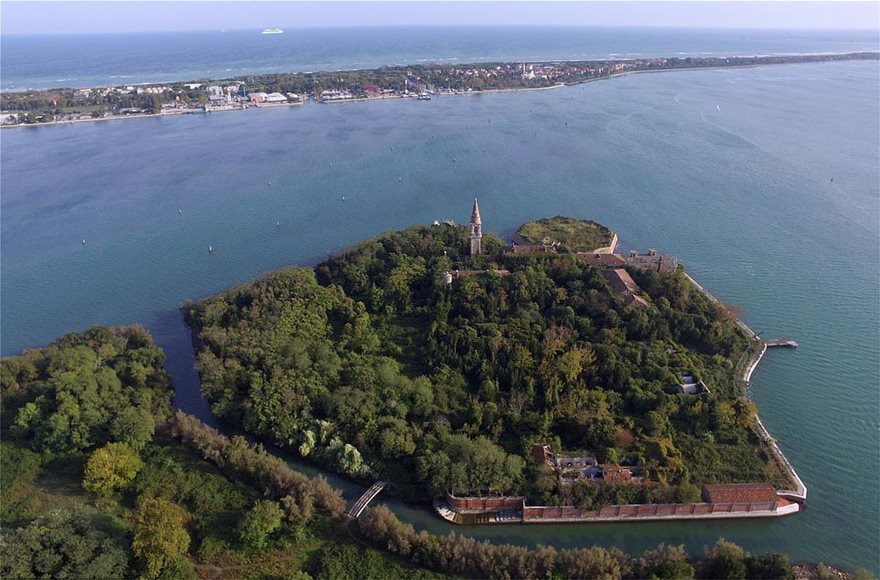 Το πιο στοιχειωμένο νησί του κόσμου – Εκεί που έγινε ο τάφος για 160.000 ανθρώπους! (βίντεο)