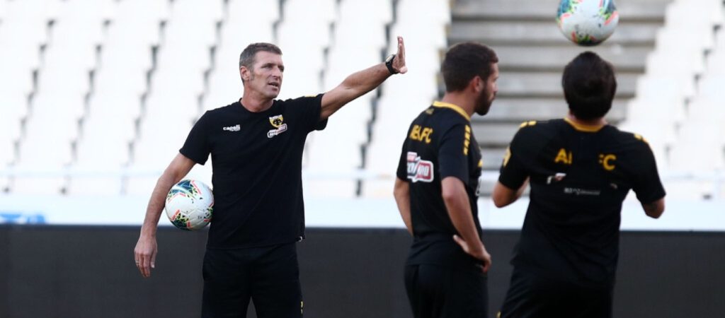 Μ.Καρέρα: «Σε τέτοια ματς δεν δημιουργείς πολλές ευκαιρίες – Πρέπει να τις εκμεταλλευτούμε» (βίντεο)