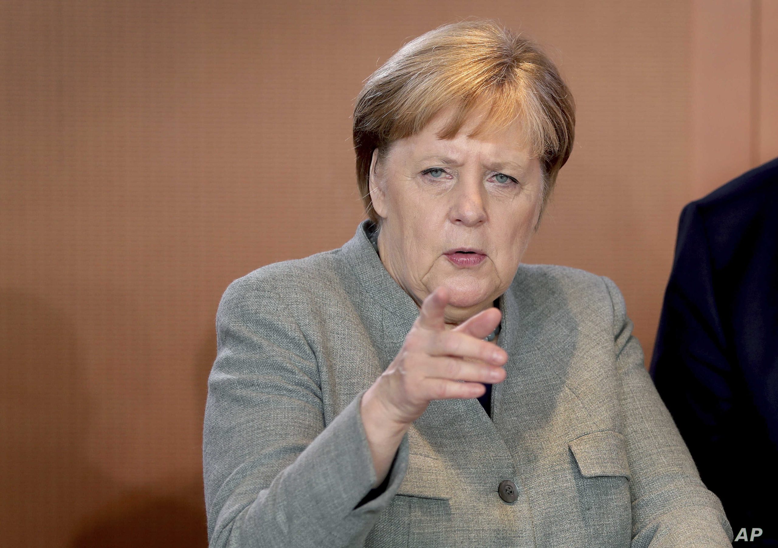 Γερμανία: Η Α.Μέρκελ ανακοίνωσε μερικό lockdown – Τέλος στην εστίαση