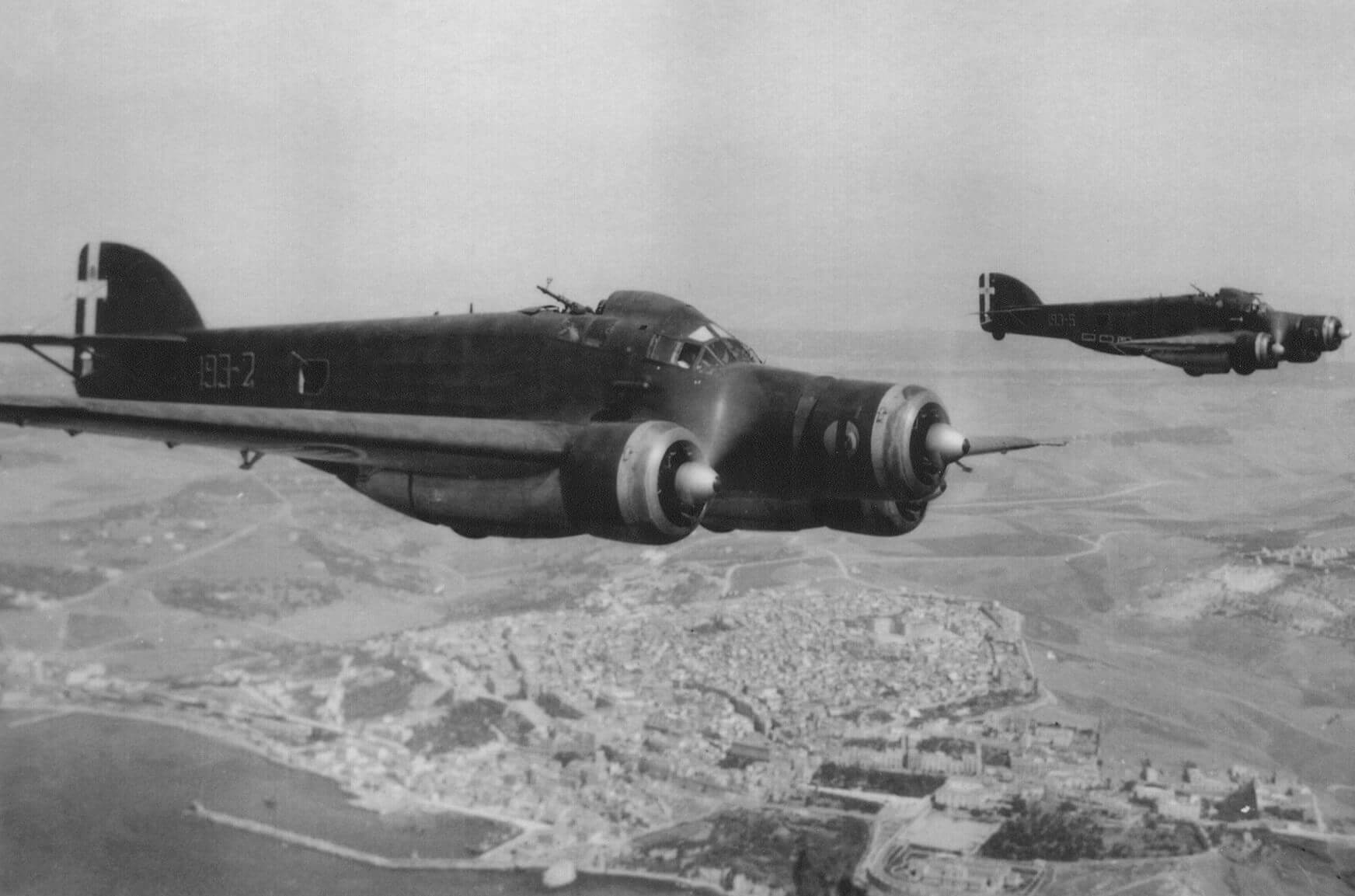 28η Οκτωβρίου 1940 Πάτρα: Ο πρώτος βομβαρδισμός της ιταλικής Αεροπορίας κατά αμάχων