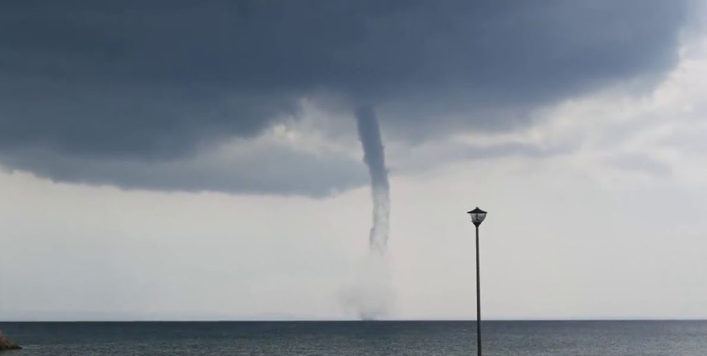 Bόλος: Η «Κίρκη» έφερε… υδροσίφωνα στον Παγασητικό κόλπo (φωτό)