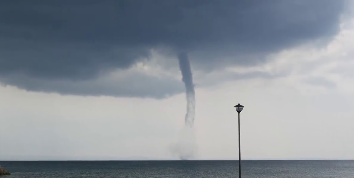 Bόλος: Η «Κίρκη» έφερε… υδροσίφωνα στον Παγασητικό κόλπo (φωτό)