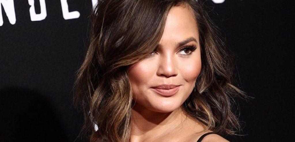 Κρίσι Τέιγκεν για το μωρό που έχασε: «Άνοιξε μια τρύπα στην καρδιά μου» (φωτό)