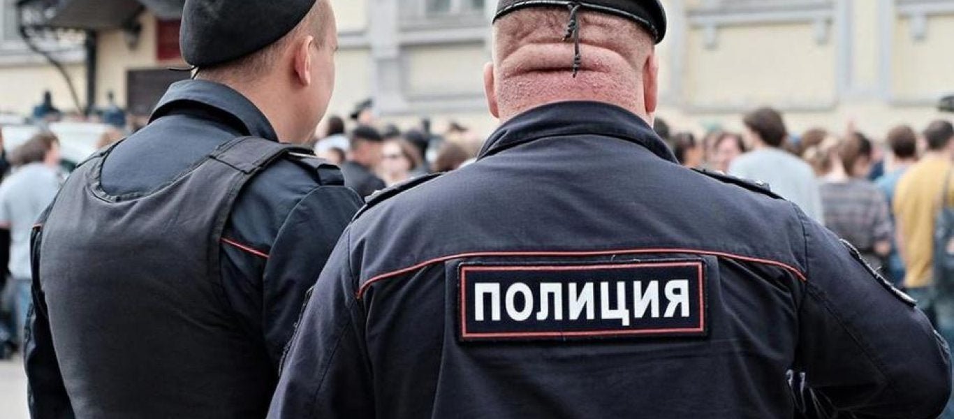 Ρωσία: Αστυνομικοί πυροβόλησαν και σκότωσαν 16χρονο που προσπάθησε να πυρπολήσει αστυνομικό τμήμα