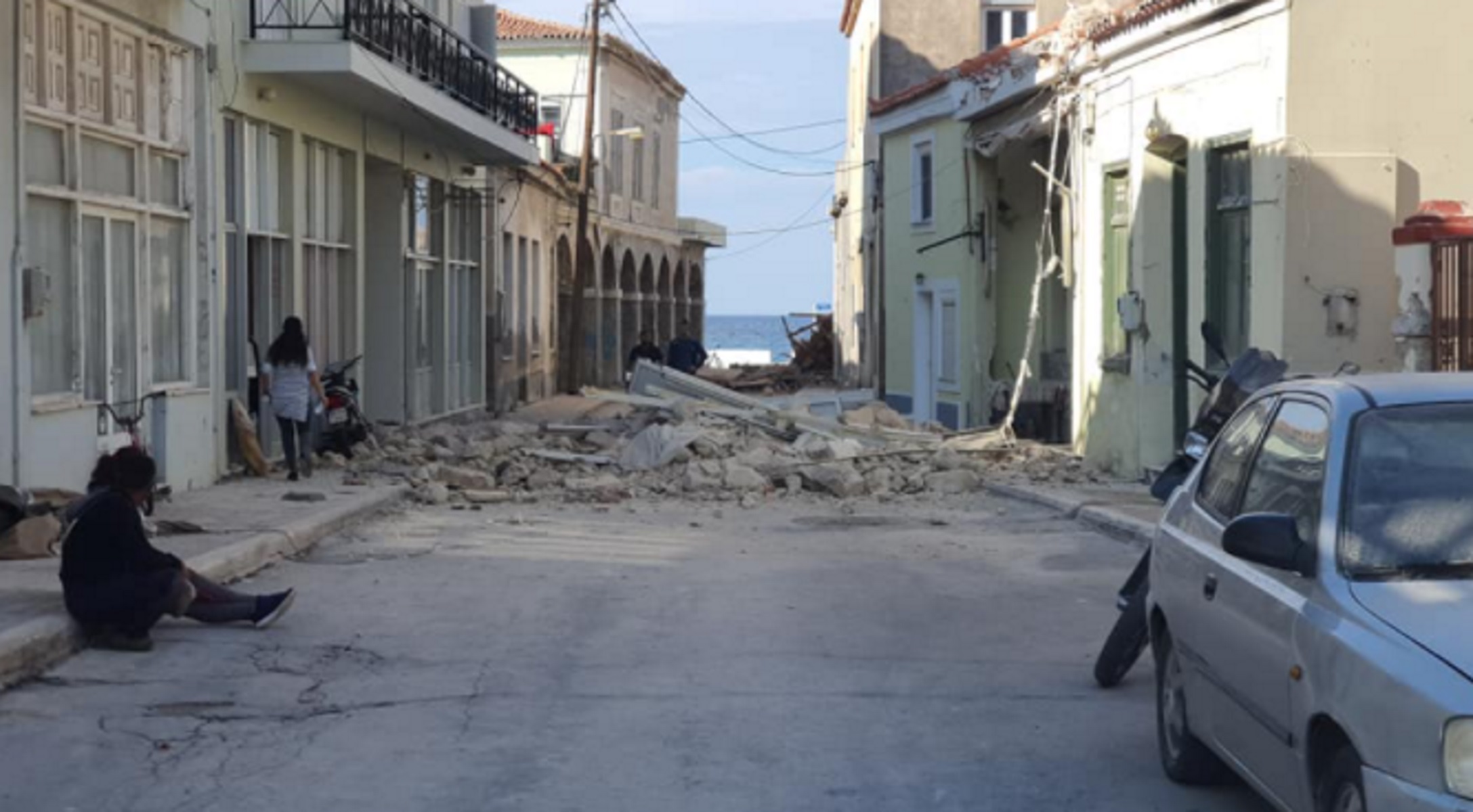 Σεισμός στη Σάμο: Που θα μείνουν απόψε οι κάτοικοι – Συνεχίζεται η αυτοψία στις πληγείσες περιοχές