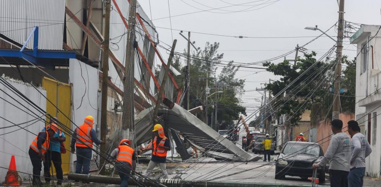 O τυφώνας Ζέτα «σάρωσε» τις ΗΠΑ: Τουλάχιστον 6 νεκροί και εκατομμύρια νοικοκυριά χωρίς ρεύμα (βίντεο)