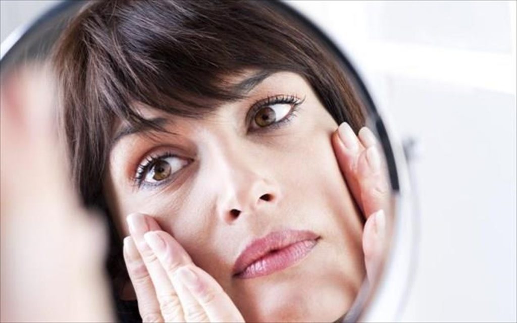 Βάλτε «φρένο» στην γήρανση με αυτές τις 10 τροφές