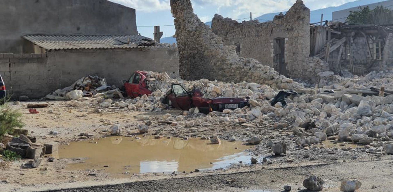 Σε κατάσταση έκτακτης ανάγκης για έξι μήνες η Ανατολική και Δυτική Σάμος εξαιτίας του σεισμού