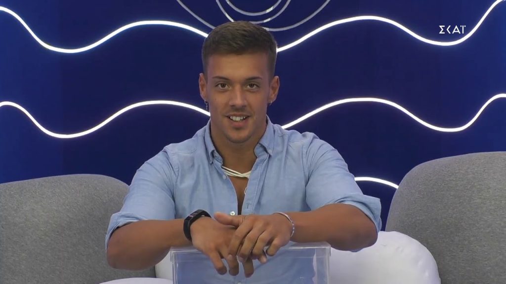 Big Brother: Ο Παναγιώτης Βαρουξής αποχώρησε από το σπίτι – «Πάγωσε» ο αδερφός του (βίντεο)