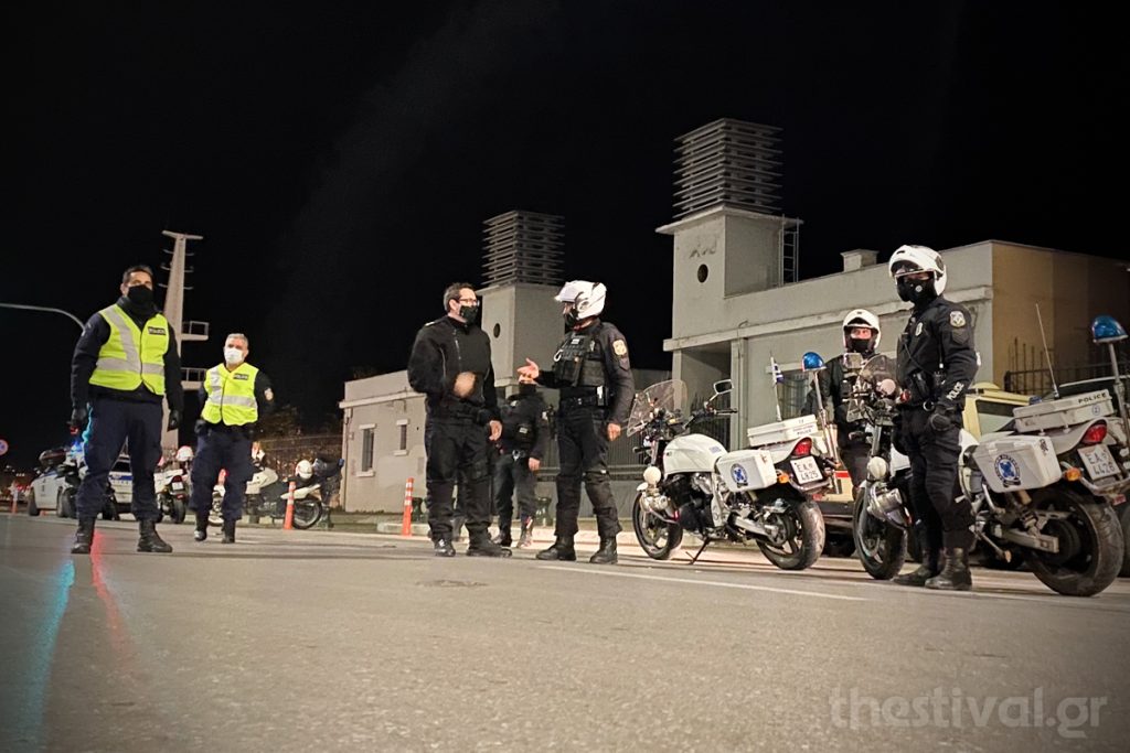 Θεσσαλονίκη: Συνεχίζονται οι «καμπάνες» για μάσκα, αποστάσεις και κυκλοφορία μετά τις 00.30