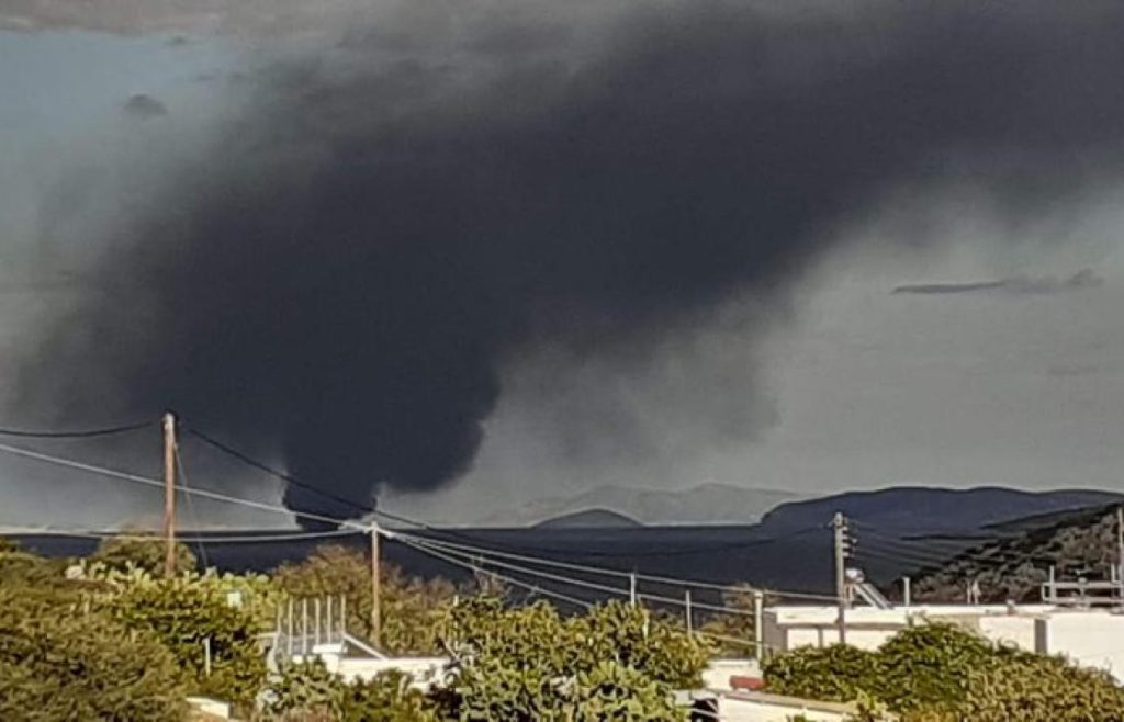 Βυθίστηκε το σκάφος «Κάλυμνος Σταρ» μετά την πυρκαγιά που ξέσπασε χθες (φωτο)