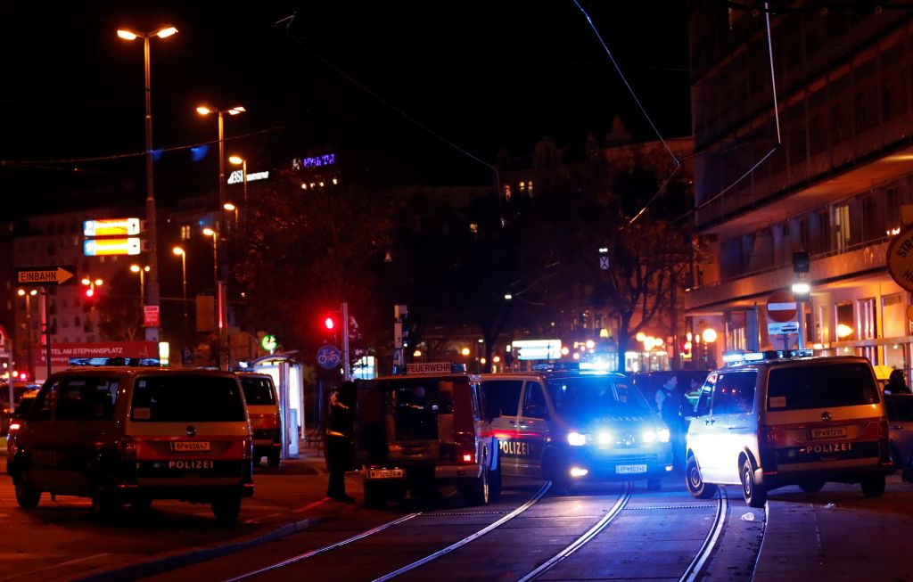 Μαρτυρία Έλληνα στη Βιέννη: «Κοντά σε ελληνική εκκλησία οι πυροβολισμοί»
