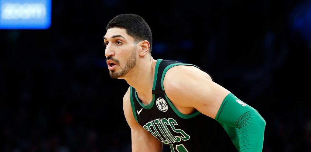 Τα «βάζει» ξανά με τον Ρ.Τ.Ερτνογάν ο Ε.Καντέρ – Τον κατηγορεί για την τρομοκρατική επίθεση στη Βιέννη (βίντεο)