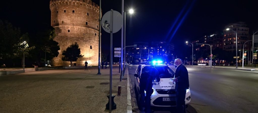 ΕΛ.ΑΣ.: Τρεις συλλήψεις και 26 παραβάσεις για κανόνες λειτουργίας καταστημάτων και ιδιωτικών επιχειρήσεων