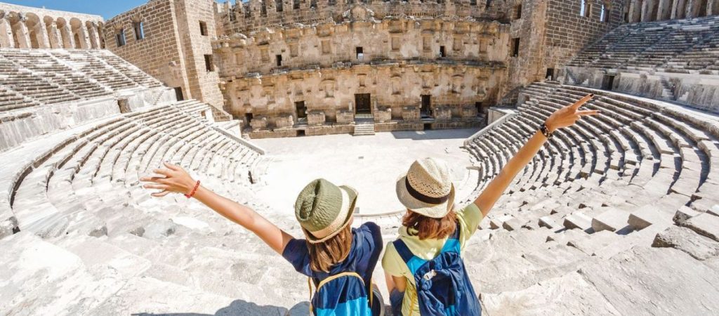 Ολική κατάρρευση στον τουρισμό – Τα 7 δις έφτασαν οι απώλειες