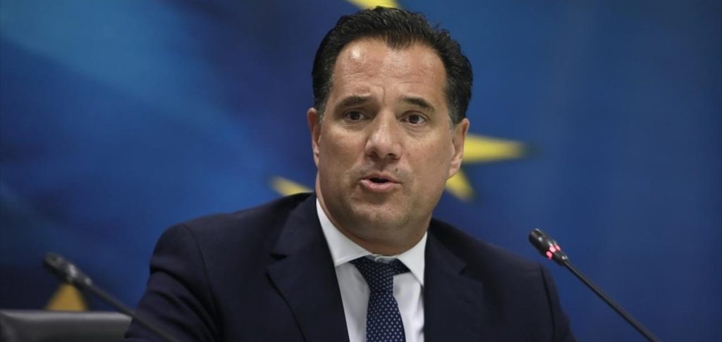 Ο Άδωνις Γεωργιάδης πάλι φαντασιώνεται «αμερικανικές επενδύσεις»: «Έρχονται σύντομα πολύ μεγάλες»