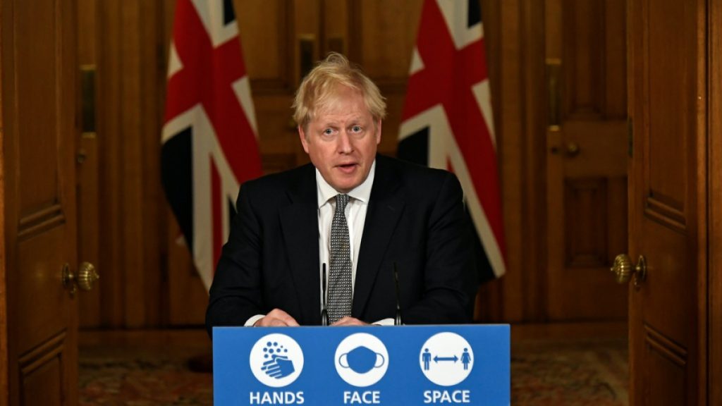 Μ.Τζόνσον μετά τις αντιδράσεις στο Συντηρητικό κόμμα για το lockdown: «Άρση των απαγορεύσεων πριν τα Χριστούγεννα»