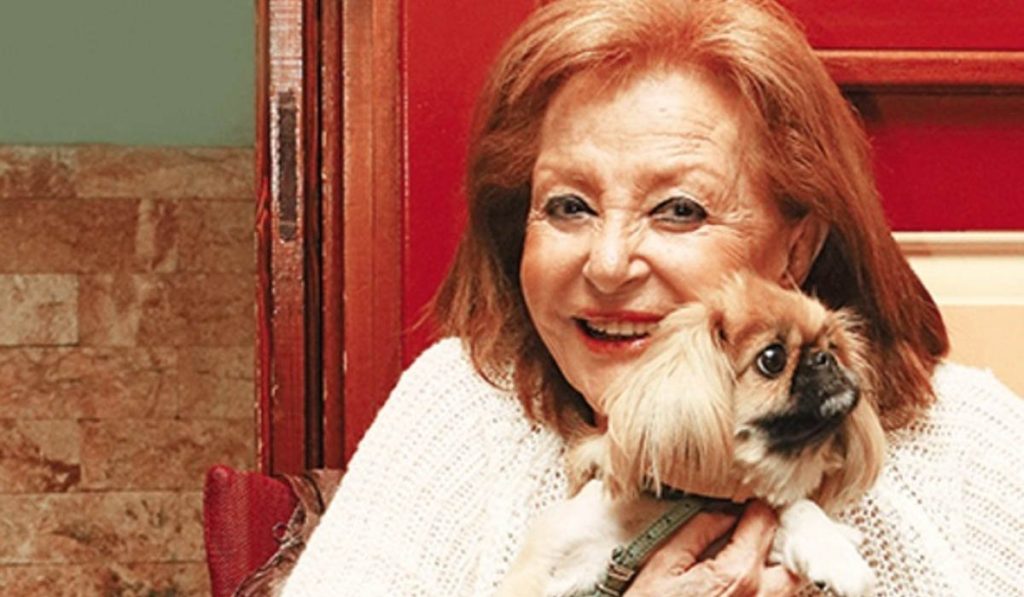 Στο νοσοκομείο η Γκέλυ Μαυροπούλου – Έπεσε και χτύπησε την σπονδυλική της στήλη