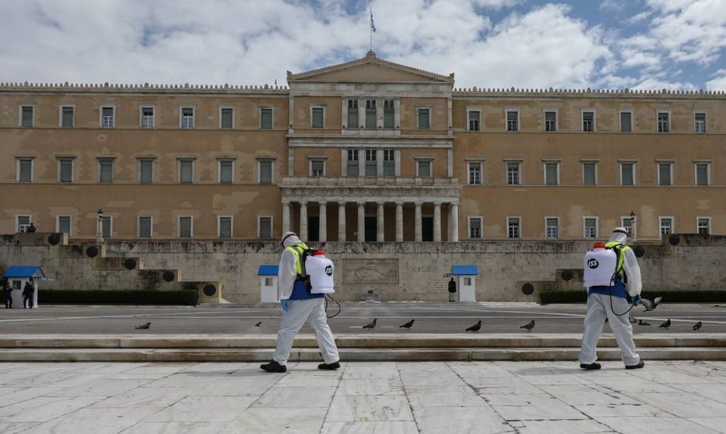 Μ.Δερμιτζάκης: «Δεν φτάνουν 3 εβδομάδες για να μηδενιστούν τα κρούσματα – Μάσκα ως τον Φεβρουάριο» – Μπορεί και Πάσχα…