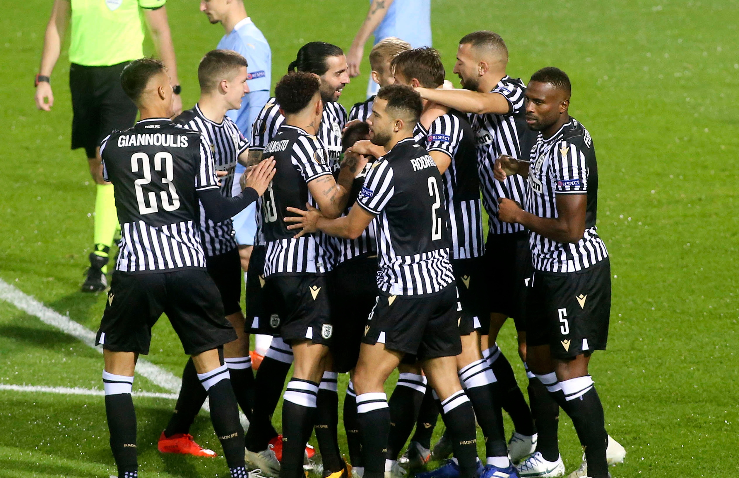 Europa League: Ο ΠΑΟΚ κέρδισε (4-1) την Αϊντχόφεν με ανατροπή και μπαίνει σε τροχιά πρόκρισης