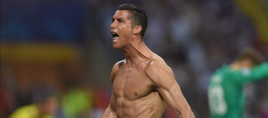Κ.Ρονάλντο: Μπορεί να φάει έως και έξι γεύματα και να «πάρει» πέντε 90λεπτους υπνάκους μέσα σε μια «τυπική» ημέρα