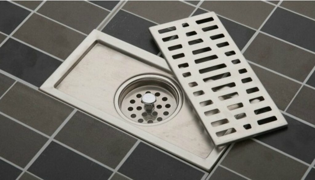 Το κόλπο για να διώξετε μια για πάντα την άσχημη μυρωδιά από το σιφόνι του μπάνιου