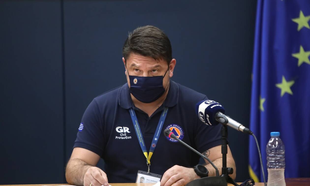 Η κυβέρνηση διπλασίασε τα πρόστιμα για τον κορωνοϊό: 300 ευρώ σε όσους πολίτες μετακινούνται χωρίς άδεια! (upd)