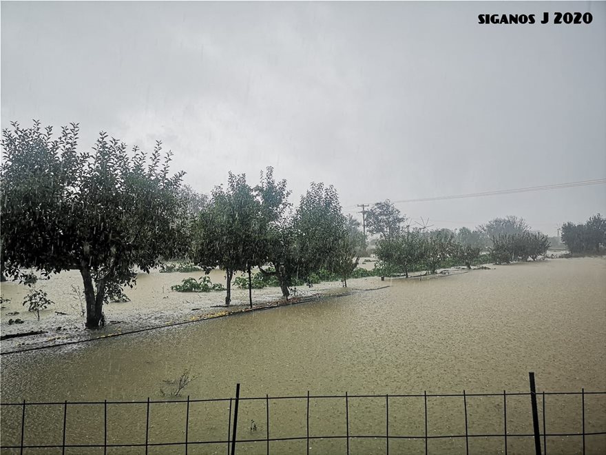 Κρήτη: Πλημμύρες και κατολισθήσεις λόγω της κακοκαιρίας (βίντεο-φωτο)