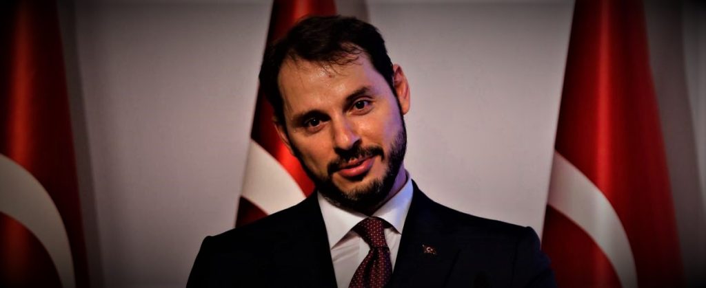 «Μύλος» με την παραίτηση του Τούρκου ΥΠΟΙΚ και γαμπρού του Ρ.Τ.Ερντογάν, Αλ Μπαϊράκ