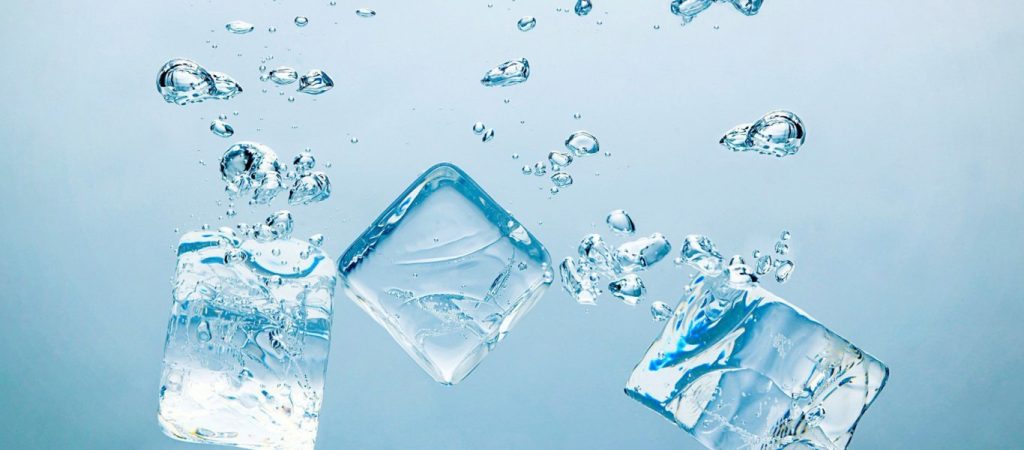 Έχετε αναρωτηθεί; – Γιατί τα δάχτυλα μένουν κολλημένα στον πάγο;