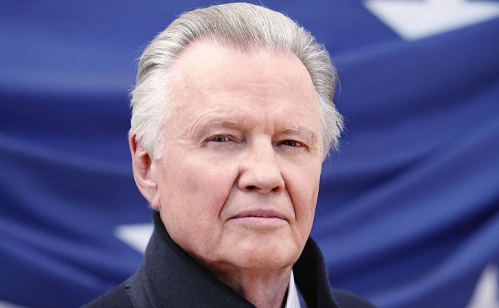 Γιόν Βόιτ: «Ο αγώνας ενάντια στη νοθεία του Τζ.Μπάιντεν είναι η μάχη της δικαιοσύνης απέναντι στον σατανά»