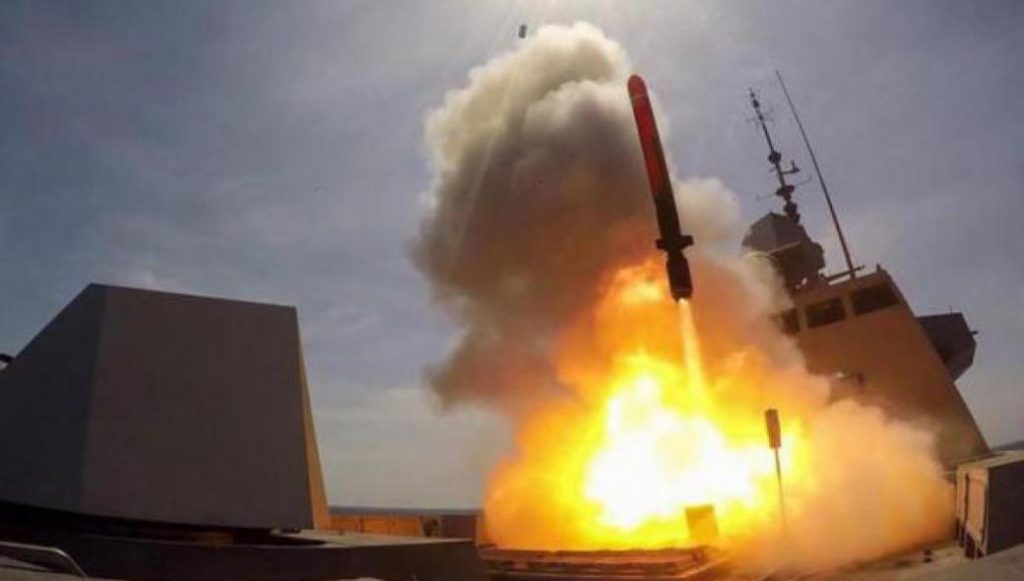 Μήνυμα σε Τουρκία από Γαλλία: Εκτόξευσε βλήματα SCALP-NAVAL των 1.000 χλμ. σε γαλλικό πεδίο βολής