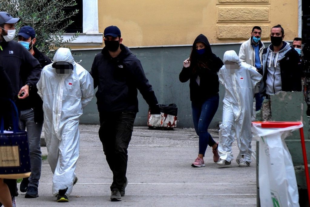 Δολοφονία στην Αγία Βαρβάρα: «Το παιδί μου είναι αθώο» λέει η μητέρα του 16χρονου