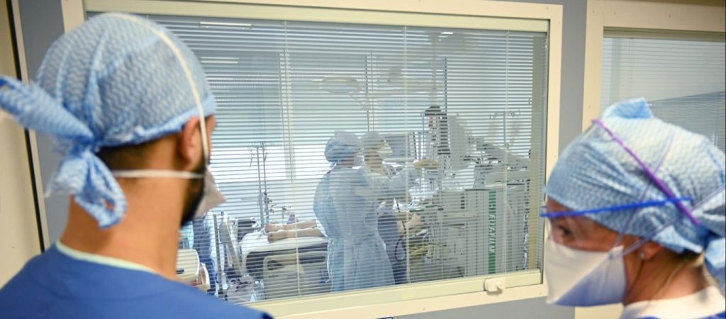 Κορωνοϊός: Στους 39 οι νεκροί τις τελευταίες ώρες στην Ελλάδα