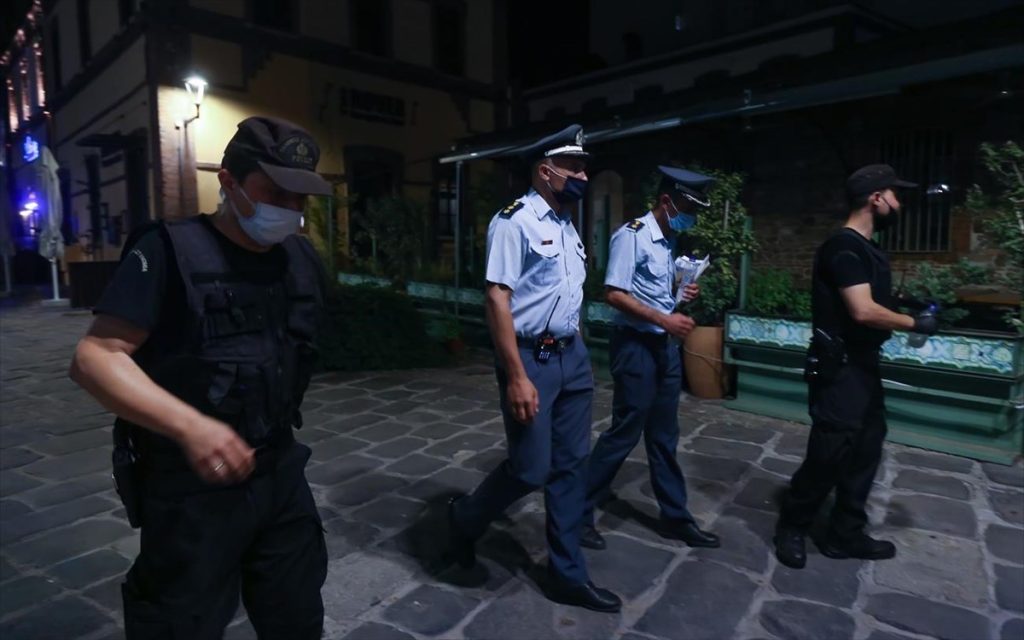 Θεσσαλονίκη: Ποινή φυλάκισης στους δύο ενοικιαστές φοιτητικού διαμερίσματος επειδή κάλεσαν… φίλους τους (upd) (βίντεο)