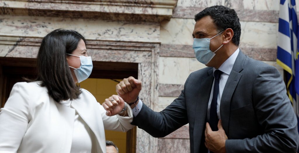Κυβερνητικό μπάχαλο (και) με το άνοιγμα των σχολείων: Άλλη ημερομηνία είπε ο Β.Κικίλιας και άλλη η Ν.Κεραμέως (βίντεο)