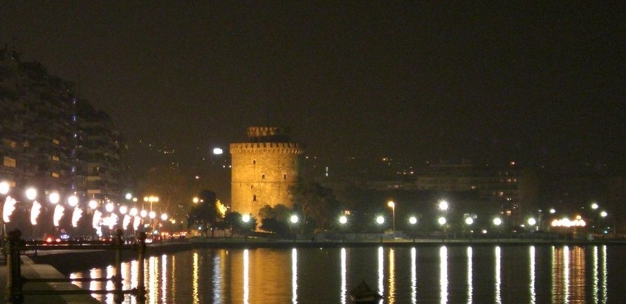 Επιδρομές  της αστυνομίας και στα σπίτια – Επέμβαση και συλλήψεις σε φοιτητικό διαμέρισμα της Θεσσαλονίκης