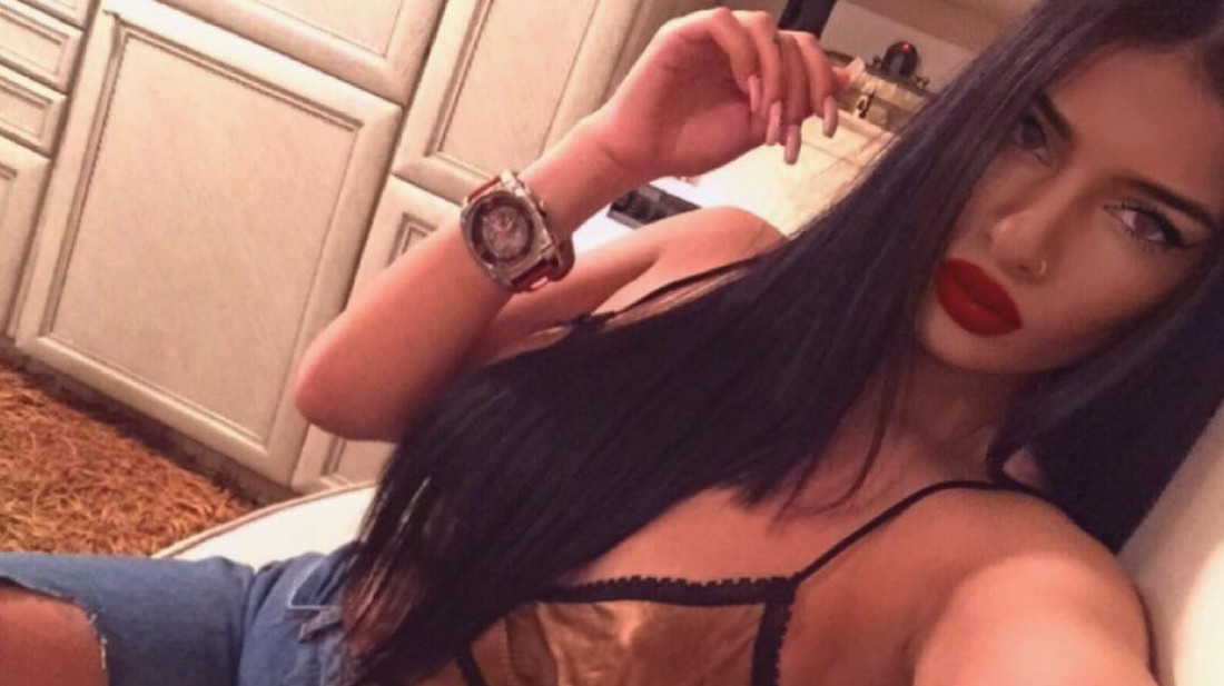 Ανθή Πασχαλινοπούλου: Η στυλίστρια που «βάζει γυαλιά» ακόμη και στα πιο όμορφα μοντέλα (φώτο)