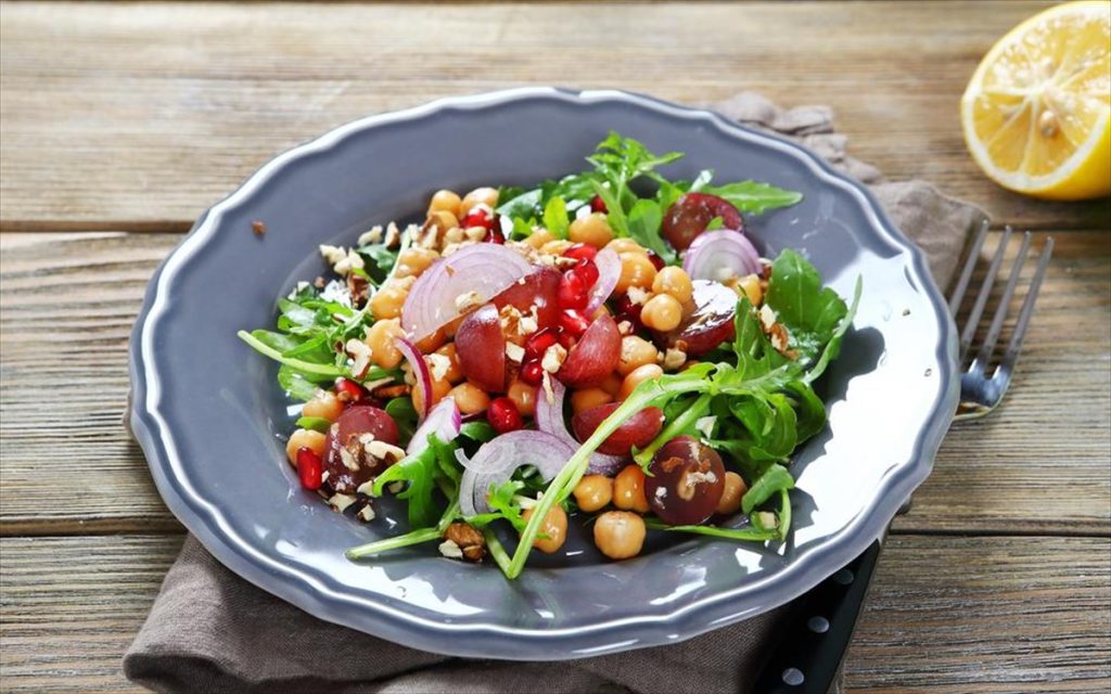 Αυτή είναι η κατάλληλη ώρα για να φάτε βραδινό εάν θέλετε να αδυνατίσετε