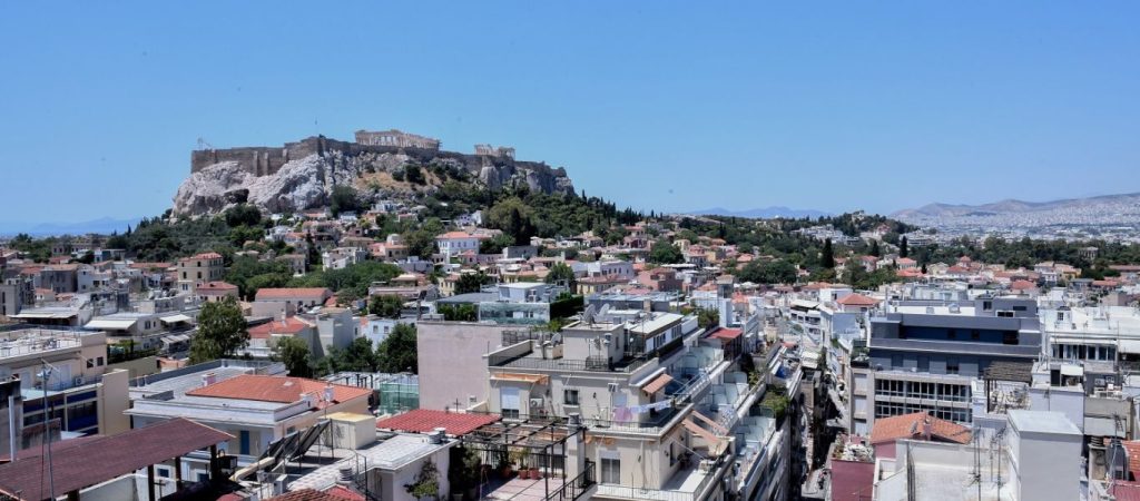 Γονικές παροχές: Πόσο μειώνεται ο φόρος και ποιες είναι οι προϋποθέσεις