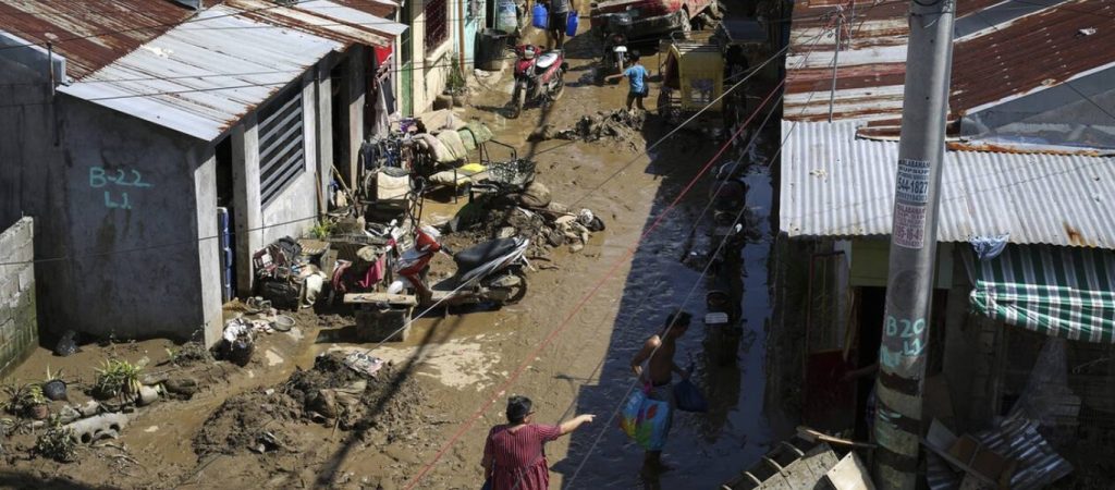 Φιλιππίνες: Έφτασαν τους 67 οι νεκροί από τον τυφώνα Vamco – Αγνοούνται 12 άνθρωποι