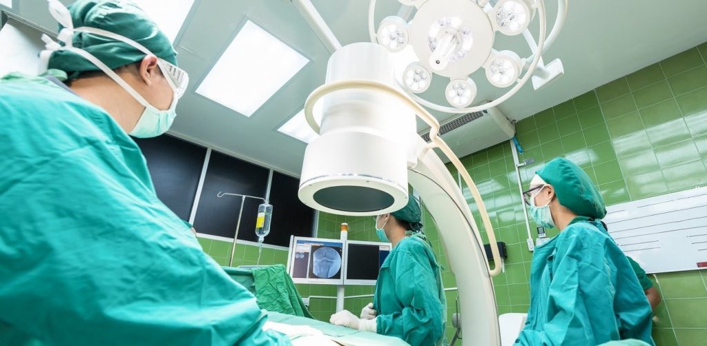 Τροπολογία του υπ.Υγείας για επικουρικό προσωπικό και ιδιώτες γιατρούς στο ΕΣΥ